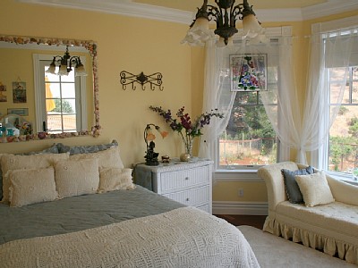 Santa Rosa villa rental - smaller queen bedroom