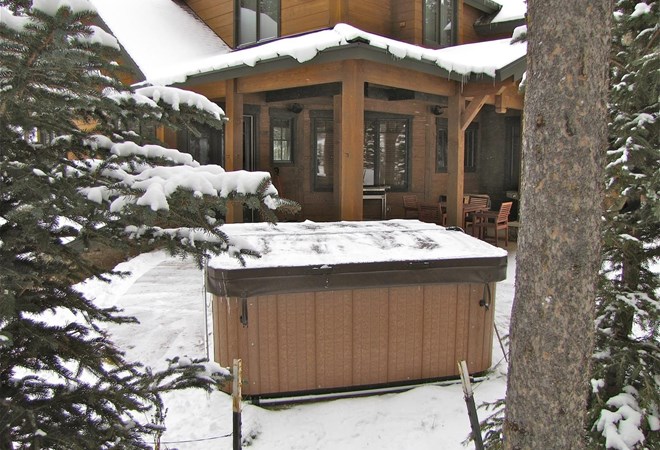 Out door hot tub
