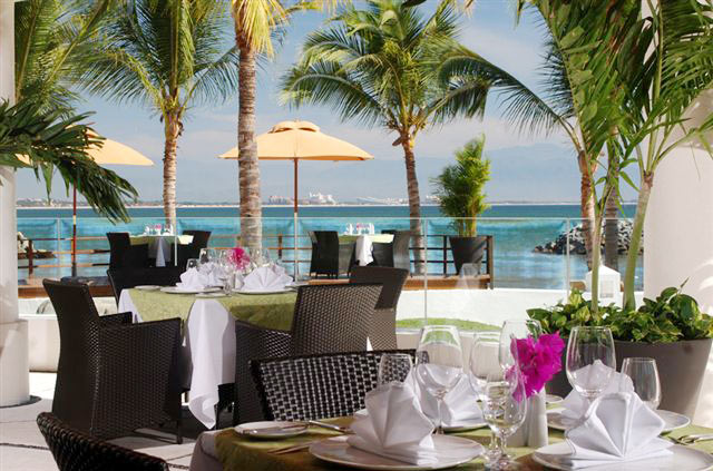 Acacia - Vallarta Gardens Resort & Spa, Puerto Vallarta, Mexico