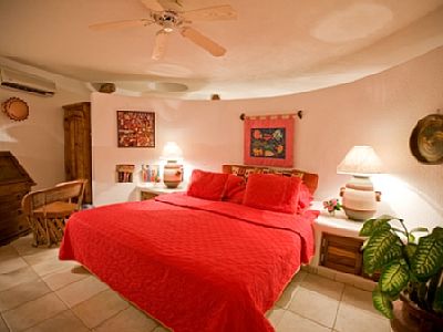 Kingbed master with ensuite